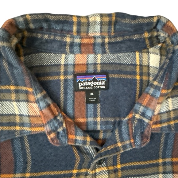 Patagonia Plaid Button-Up Shirt - Picture 4 of 6